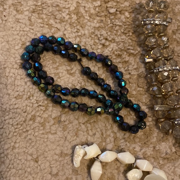 All stretchable bracelets - Picture 2 of 5